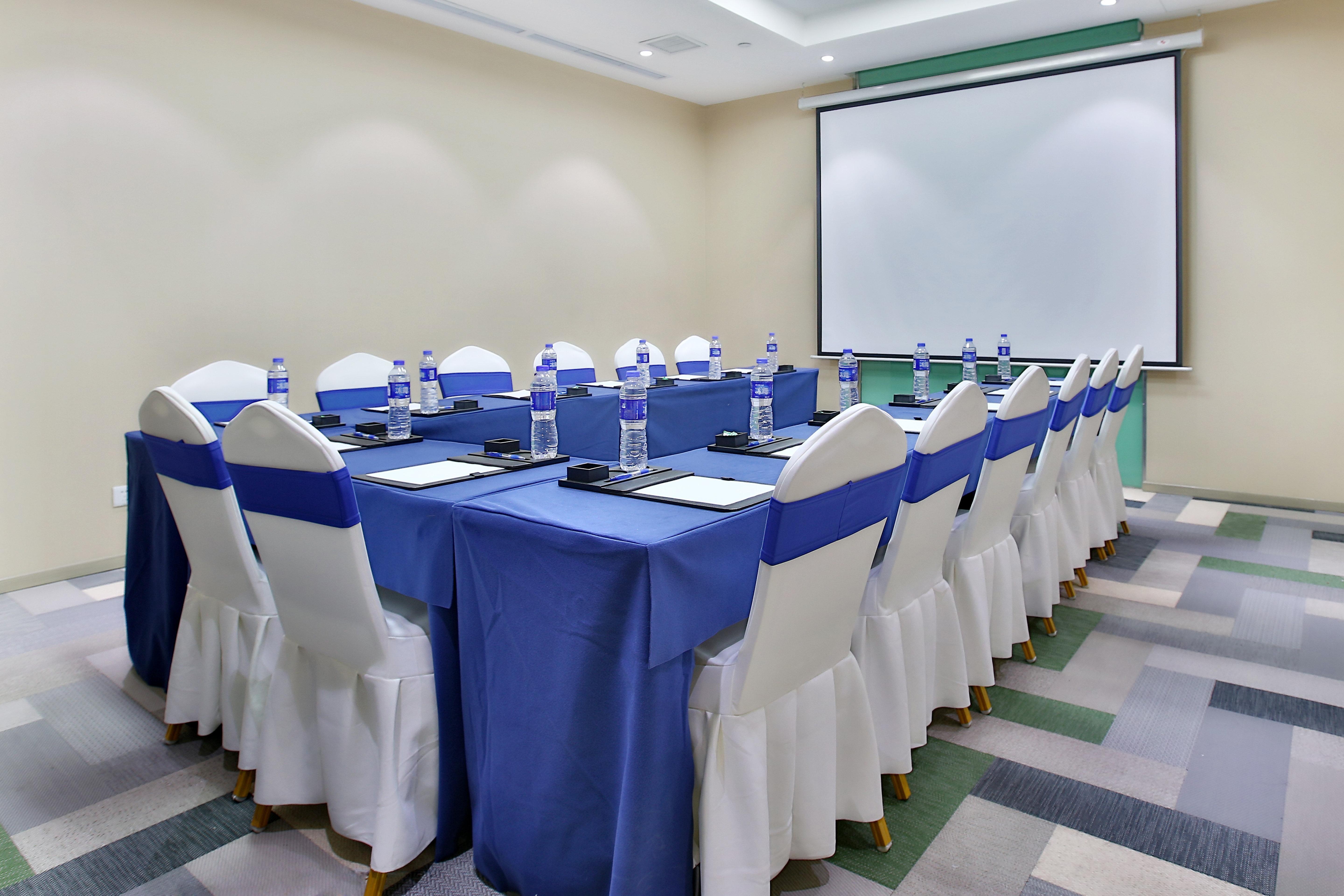Holiday Inn Express Langfang Park View By Ihg Экстерьер фото