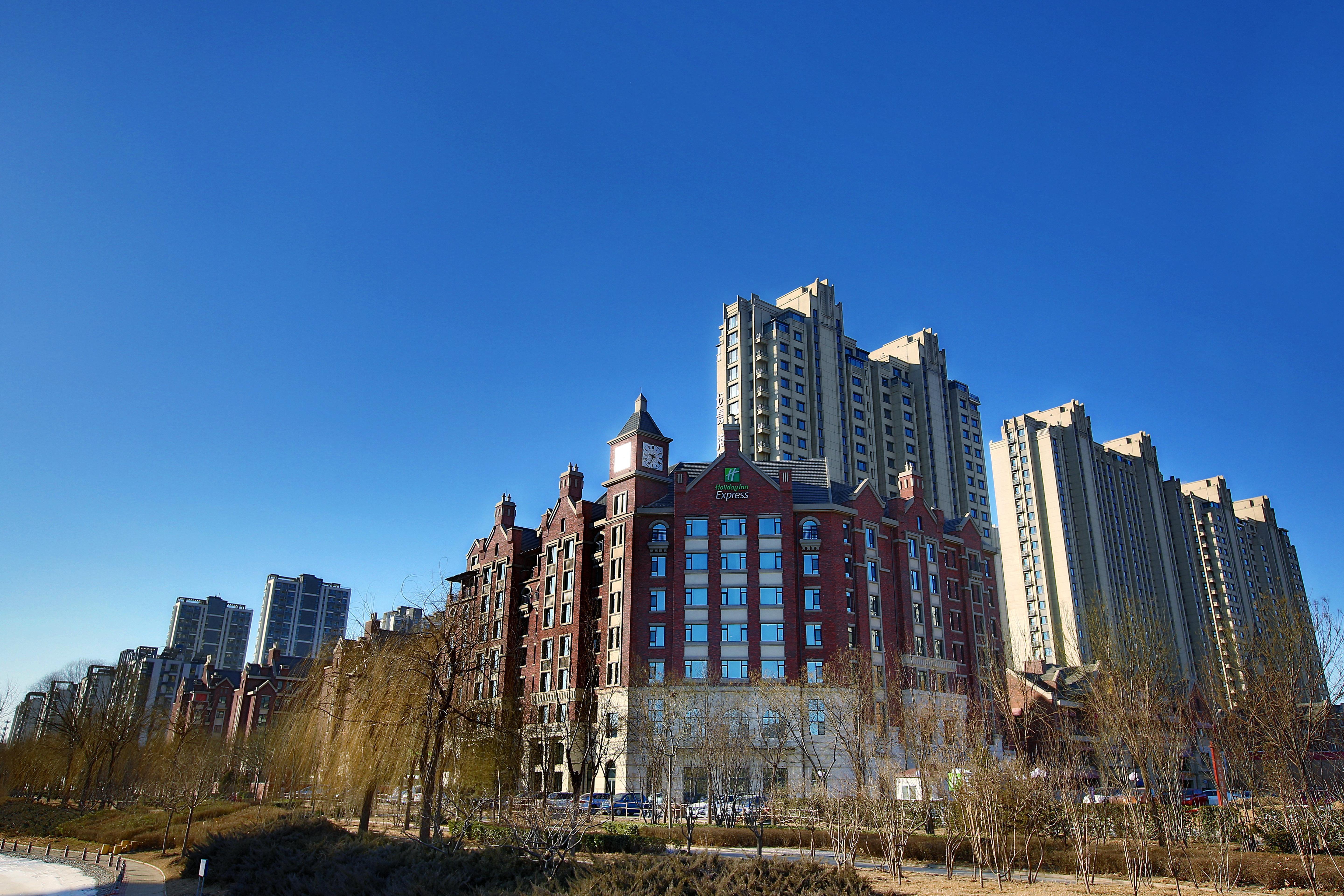 Holiday Inn Express Langfang Park View By Ihg Экстерьер фото